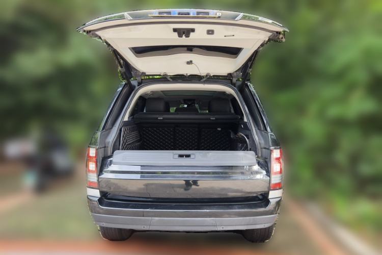 Used Land Rover Range  Trunk