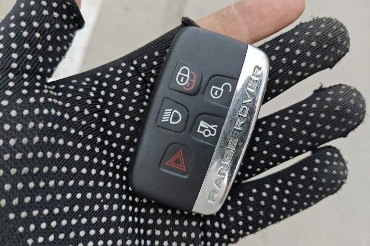Used Land Rover Range  Vehicle Key