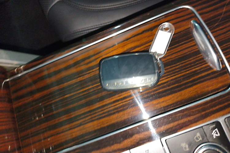 Used Land Rover Range 2015 3.0 SC V6 Vogue Vehicle Key