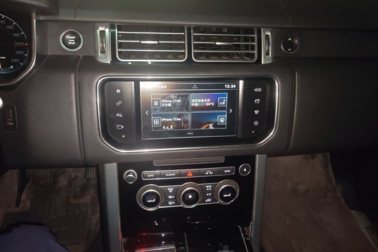 Used Land Rover Range 2015 3.0 TDV6 Vogue SE Extended-Length Model Audio And AC Panel