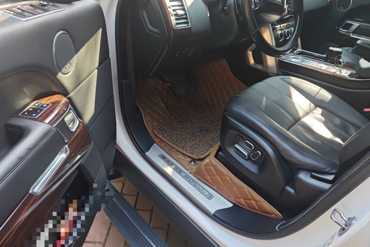 Used Land Rover Range 2015 3.0 SC V6 Vogue SE Long-Wheelbase Edition Driver Seat