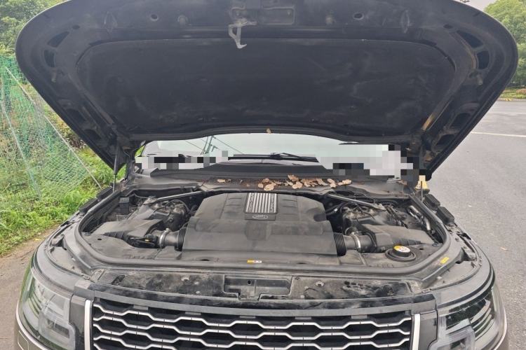 Used Land Rover Range 2015 3.0 SC V6 Vogue SE Long-Wheelbase Edition Engine Bay