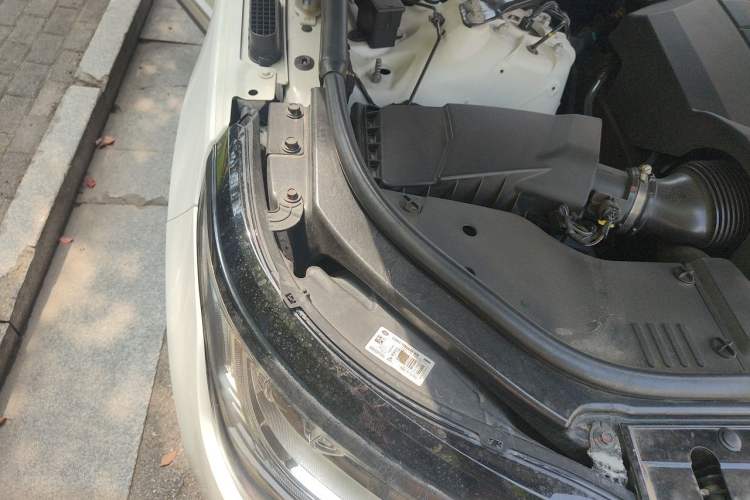 Used Land Rover Range 2015 3.0 SC V6 Vogue Engine Bay Right