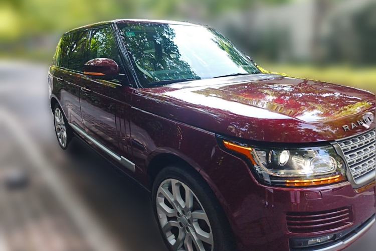Used Land Rover Range 2015 3.0 SC V6 Vogue Front Right 45 Deg