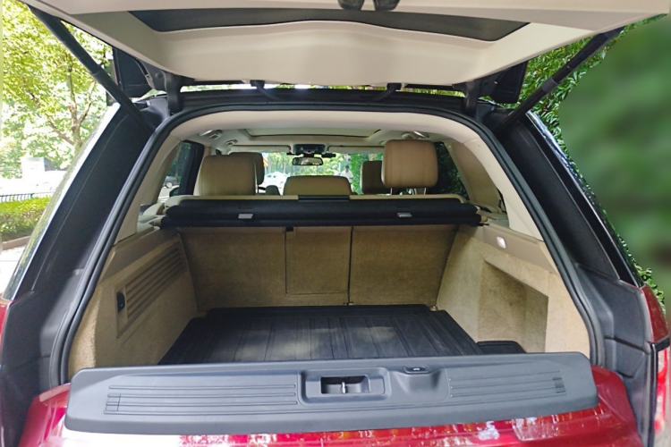 Used Land Rover Range 2015 3.0 SC V6 Vogue Trunk