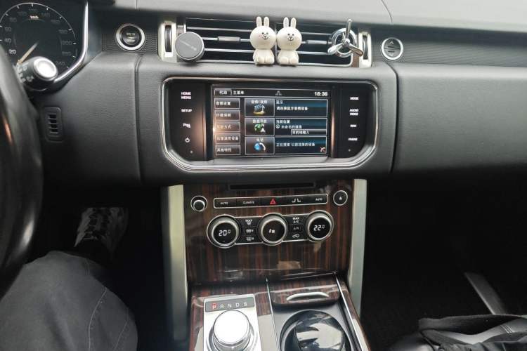 Used Land Rover Range  Audio And AC Panel