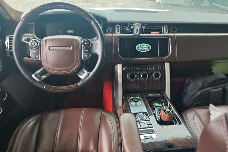 Used Land Rover Range  Center Console