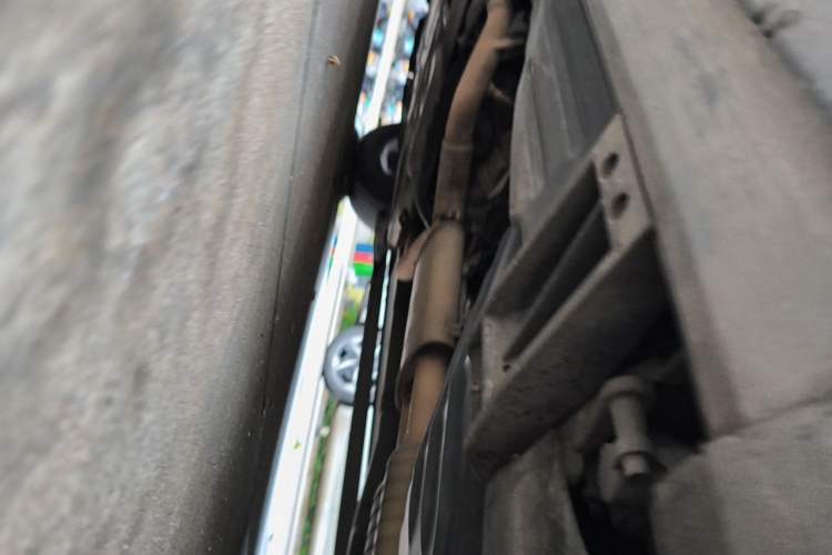 Used Land Rover Range 2015 3.0 SC V6 Vogue Chassis Rear Left
