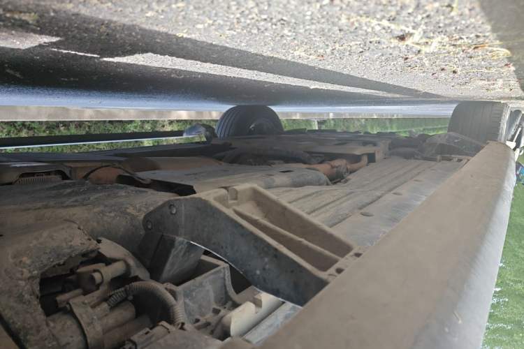 Used Land Rover Range  Chassis Rear Left