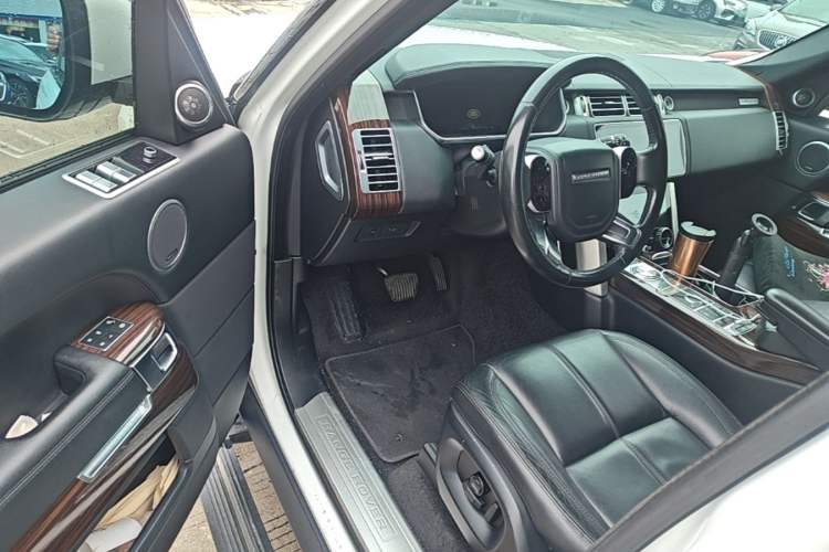 Used Land Rover Range  Driver Seat