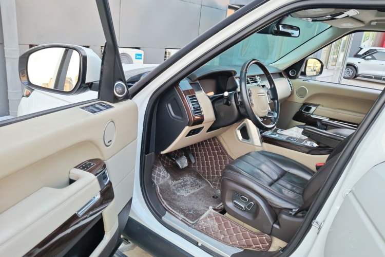 Used Land Rover Range  Driver Seat