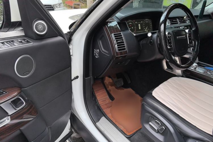 Used Land Rover Range 2015 3.0 TDV6 Vogue Driver Seat