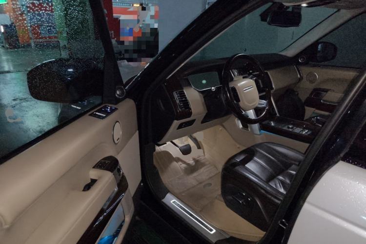 Used Land Rover Range 2015 3.0 SC V6 Vogue SE Long-Wheelbase Edition Driver Seat