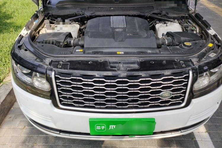 Used Land Rover Range  Engine Bay