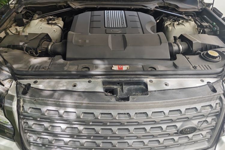 Used Land Rover Range  Engine Bay