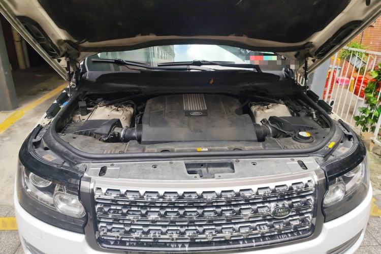 Used Land Rover Range 2015 3.0 SC V6 Vogue SE Long-Wheelbase Edition Engine Bay