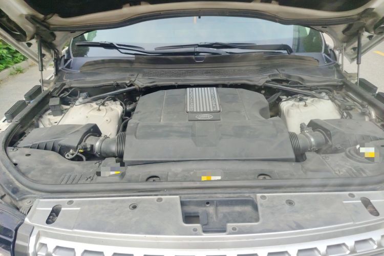 Used Land Rover Range 2015 3.0 SC V6 Vogue Engine Bay