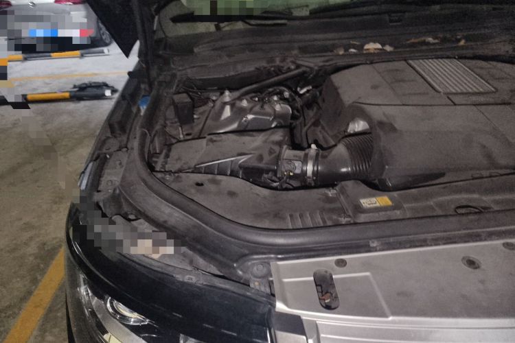 Used Land Rover Range 2015 3.0 SC V6 Vogue Engine Bay Right