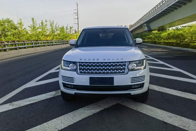 Used Land Rover Range 2015 3.0 SC V6 Vogue Exterior 2