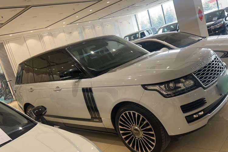 Used Land Rover Range 2015 3.0 SC V6 Vogue Exterior 2