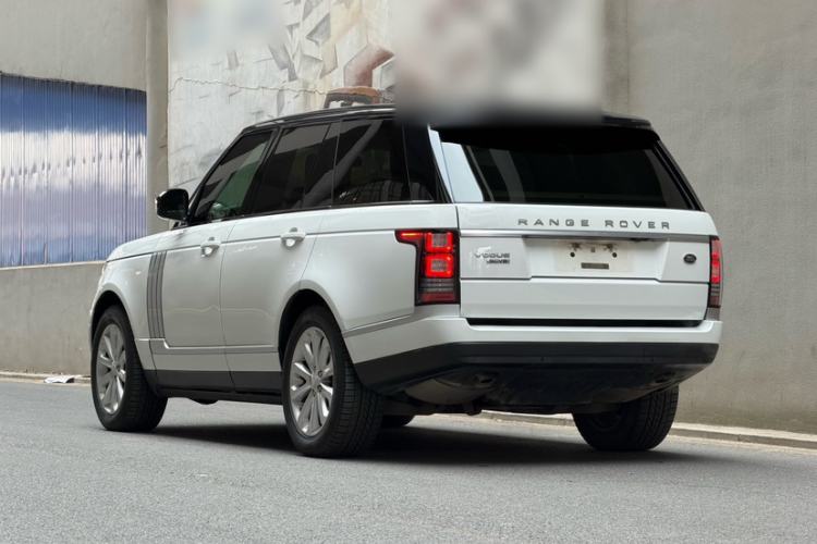 Used Land Rover Range 2015 3.0 SC V6 Vogue Exterior 3