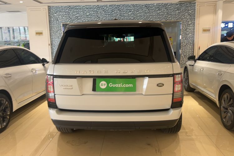 Used Land Rover Range 2015 3.0 SC V6 Vogue Exterior 4