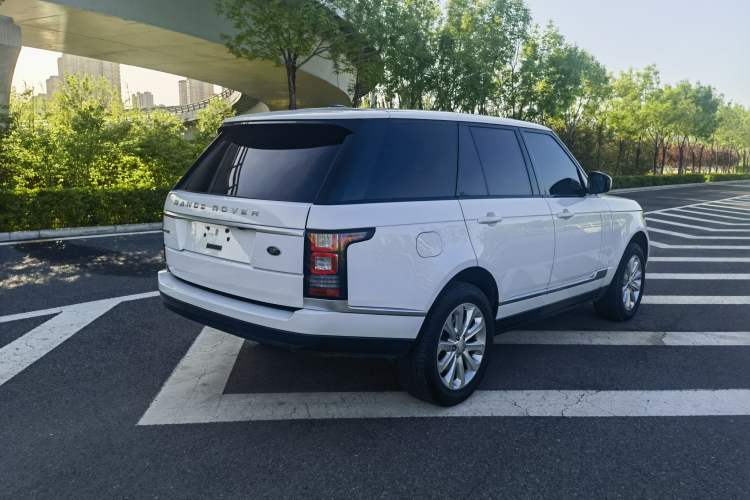 Used Land Rover Range 2015 3.0 SC V6 Vogue Exterior 6