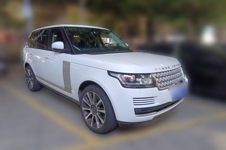 Used Land Rover Range 2015 3.0 TDV6 Vogue Front Right 45 Deg