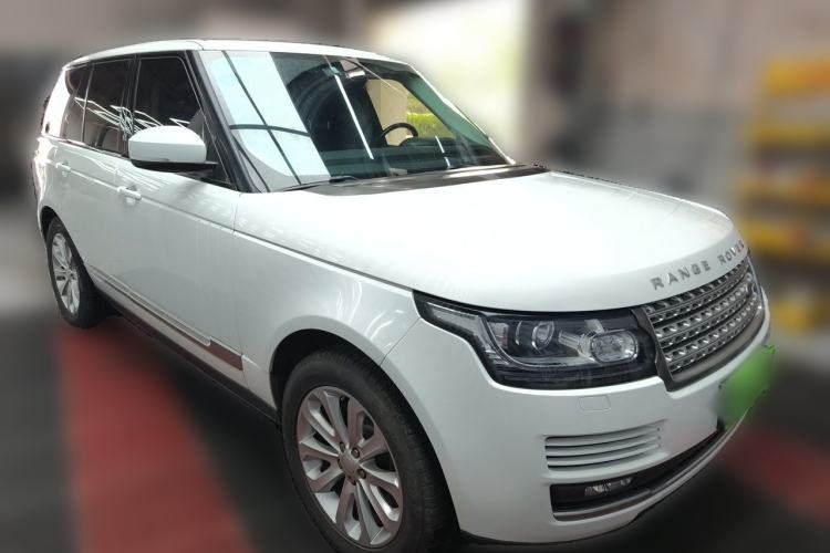 Used Land Rover Range 2015 3.0 SC V6 Vogue Front Right 45 Deg