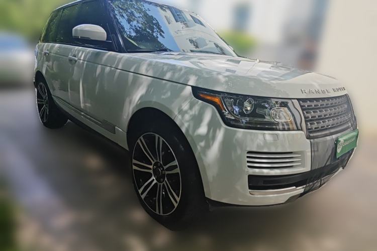 Used Land Rover Range  Front Right 45 Deg