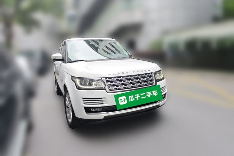 Used Land Rover Range 2015 3.0 SC V6 Vogue Front Right 45 Deg