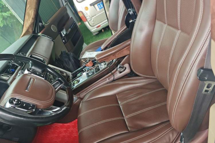 Used Land Rover Range  Left Front Seat