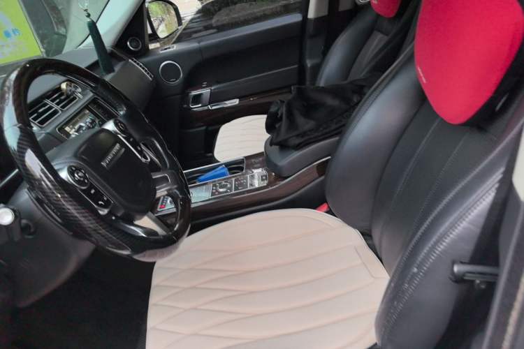 Used Land Rover Range 2015 3.0 TDV6 Vogue Left Front Seat