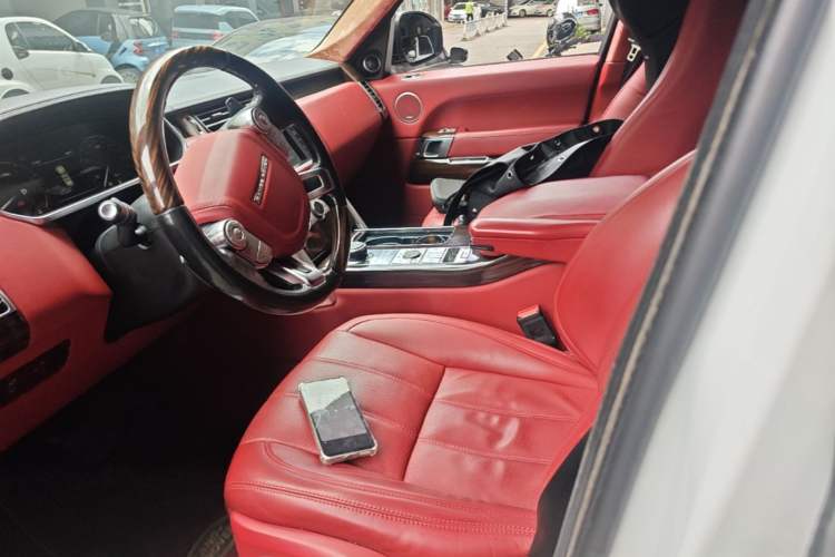 Used Land Rover Range  Left Front Seat