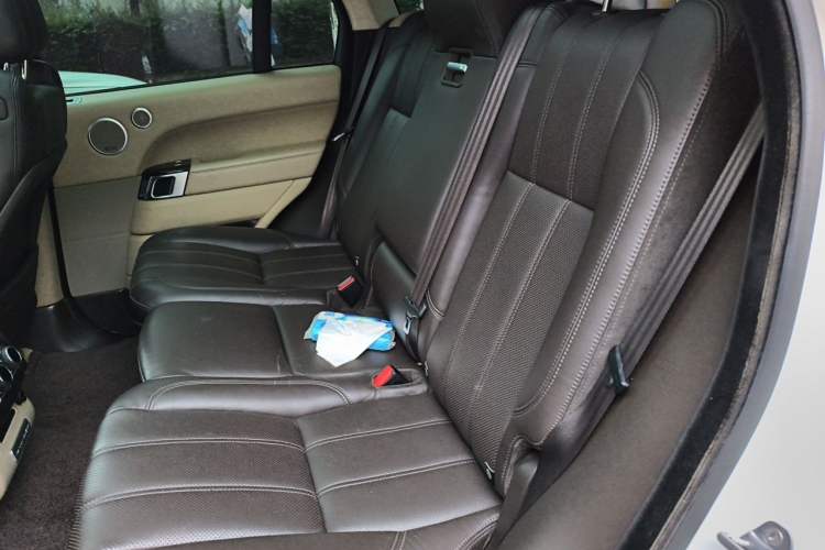 Used Land Rover Range 2015 3.0 SC V6 Vogue Left Rear Seat