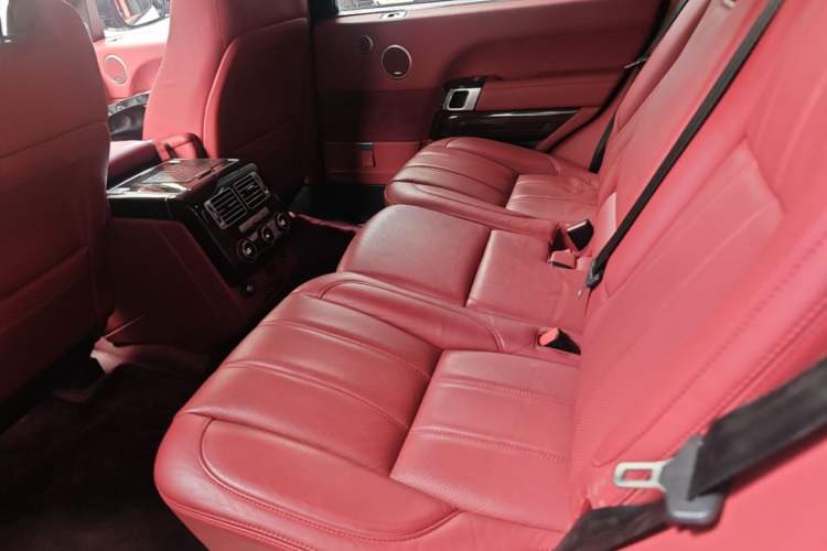 Used Land Rover Range  Left Rear Seat