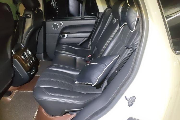 Used Land Rover Range 2015 3.0 SC V6 Vogue Left Rear Seat