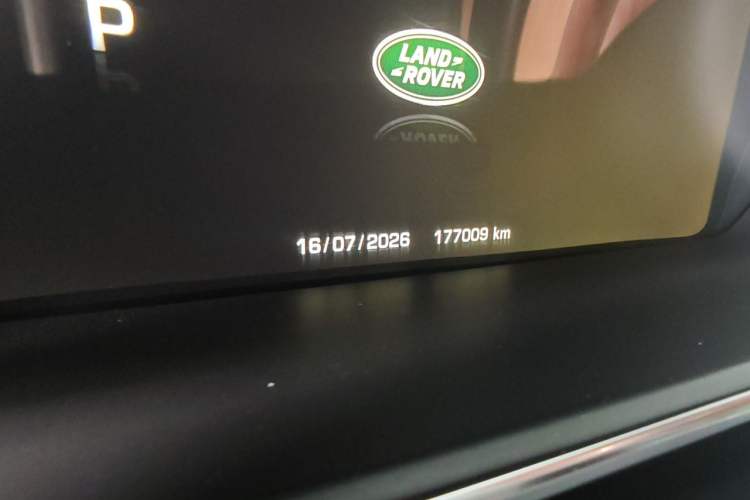 Used Land Rover Range  Odometer Close Up
