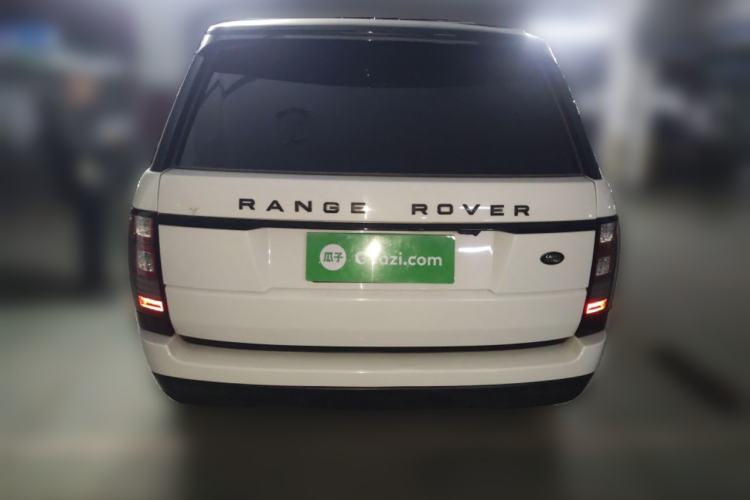 Used Land Rover Range 2015 3.0 TDV6 Vogue SE Extended-Length Model Rear