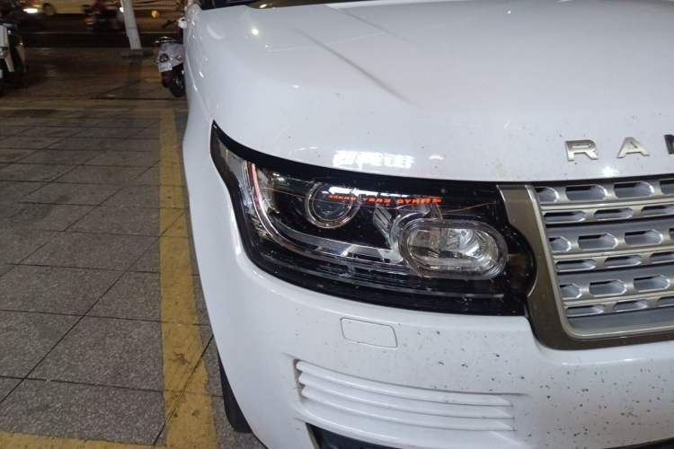 Used Land Rover Range 2015 3.0 TDV6 Vogue Right Front Headlight