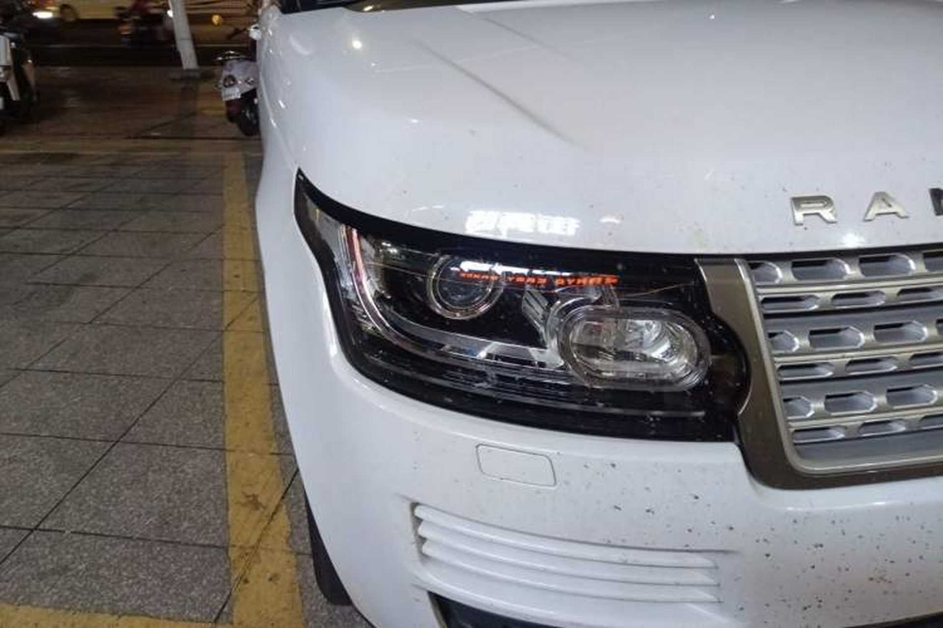 Used Land Rover Range 2015 3.0 TDV6 Vogue Right Front Headlight