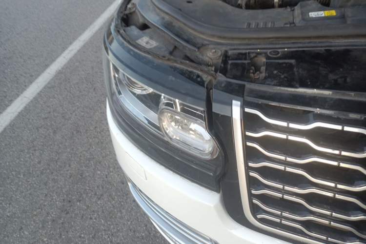 Used Land Rover Range 2015 3.0 SC V6 Vogue Right Front Headlight
