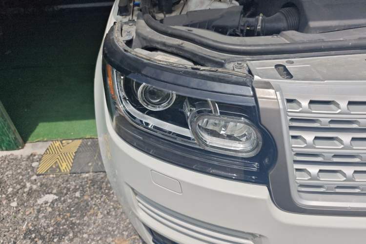 Used Land Rover Range  Right Front Headlight