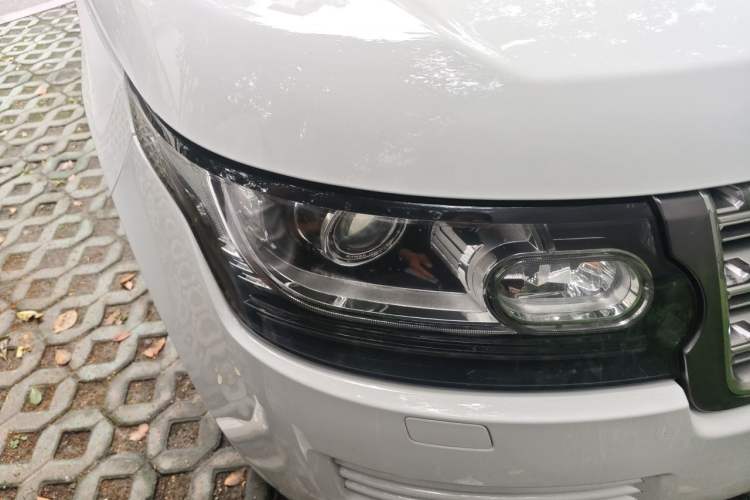 Used Land Rover Range 2015 3.0 SC V6 Vogue Right Front Headlight