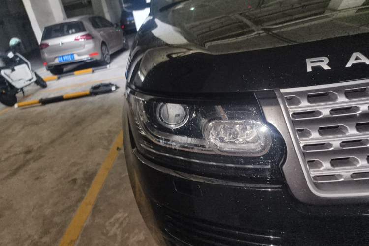 Used Land Rover Range 2015 3.0 SC V6 Vogue Right Front Headlight