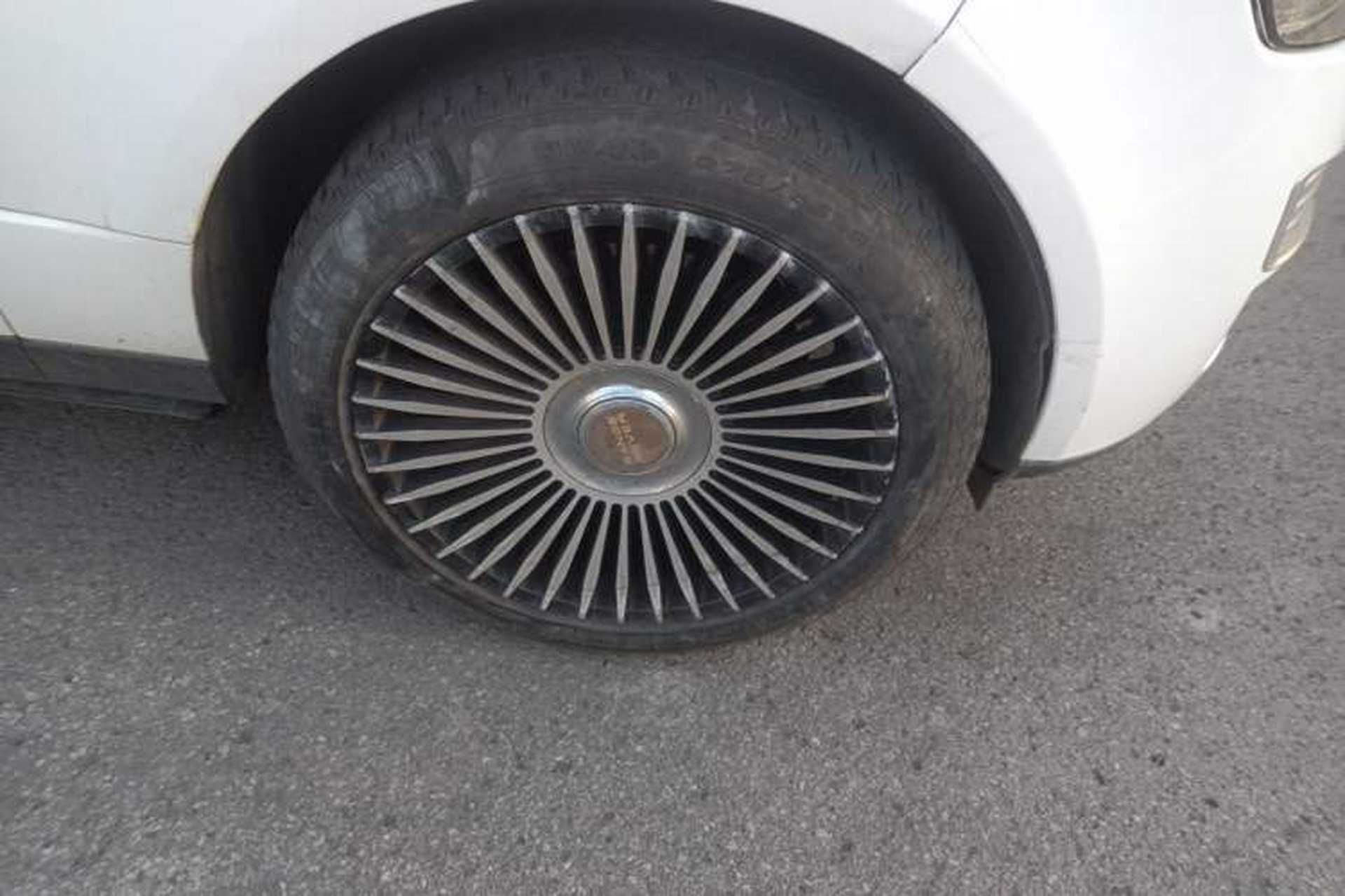 Used Land Rover Range 2015 3.0 SC V6 Vogue Right Front Wheel Hub