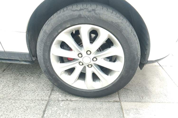 Used Land Rover Range 2015 3.0 SC V6 Vogue Right Front Wheel Hub