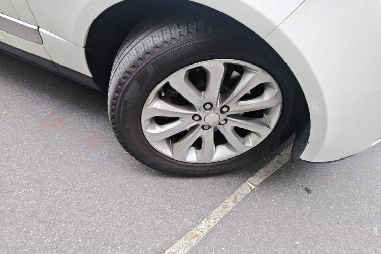 Used Land Rover Range 2015 3.0 SC V6 Vogue Right Front Wheel Hub