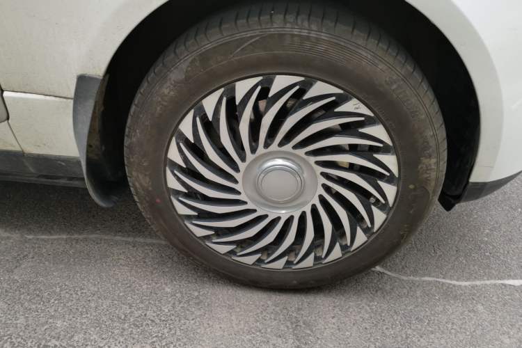 Used Land Rover Range 2015 3.0 SC V6 Vogue Right Front Wheel Hub