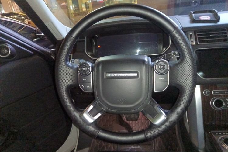 Used Land Rover Range 2015 3.0 TDV6 Vogue Steering Wheel
